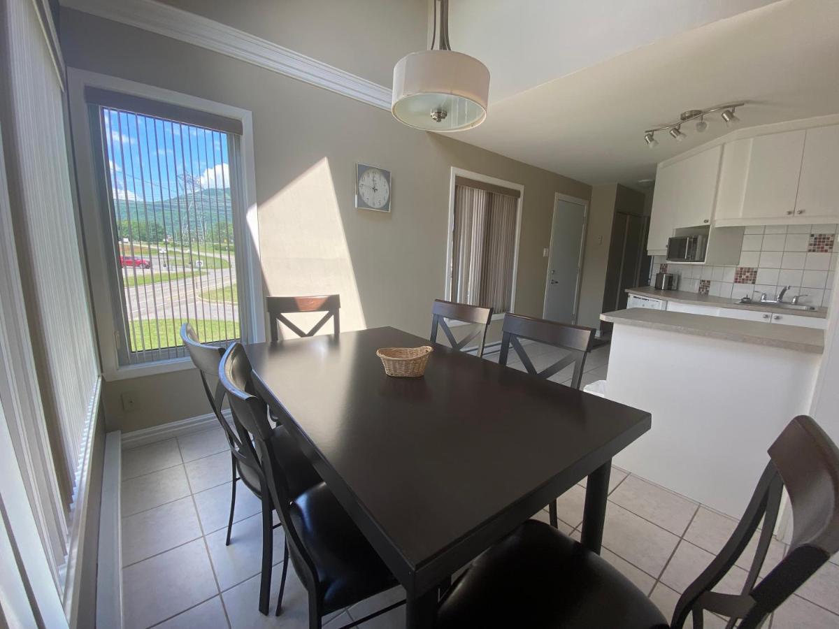 Condos Vacances Msa 2Ch Avec Piscine Et Spas Exterieurs Gratuits 4 Saisons!! Beaupre Bagian luar foto